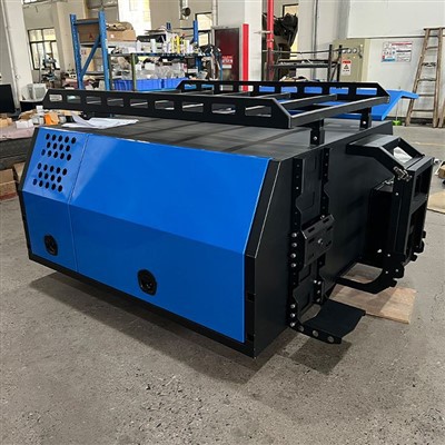 Kanupew ta 'l-aluminju tal-kabina doppja